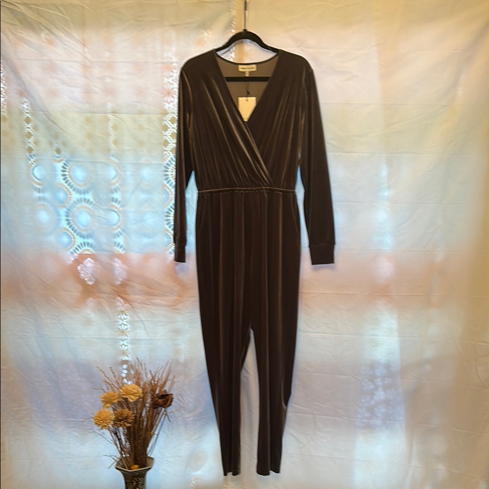 Elegant dark gray/ charcoal velvet Jumpsuit with pockets